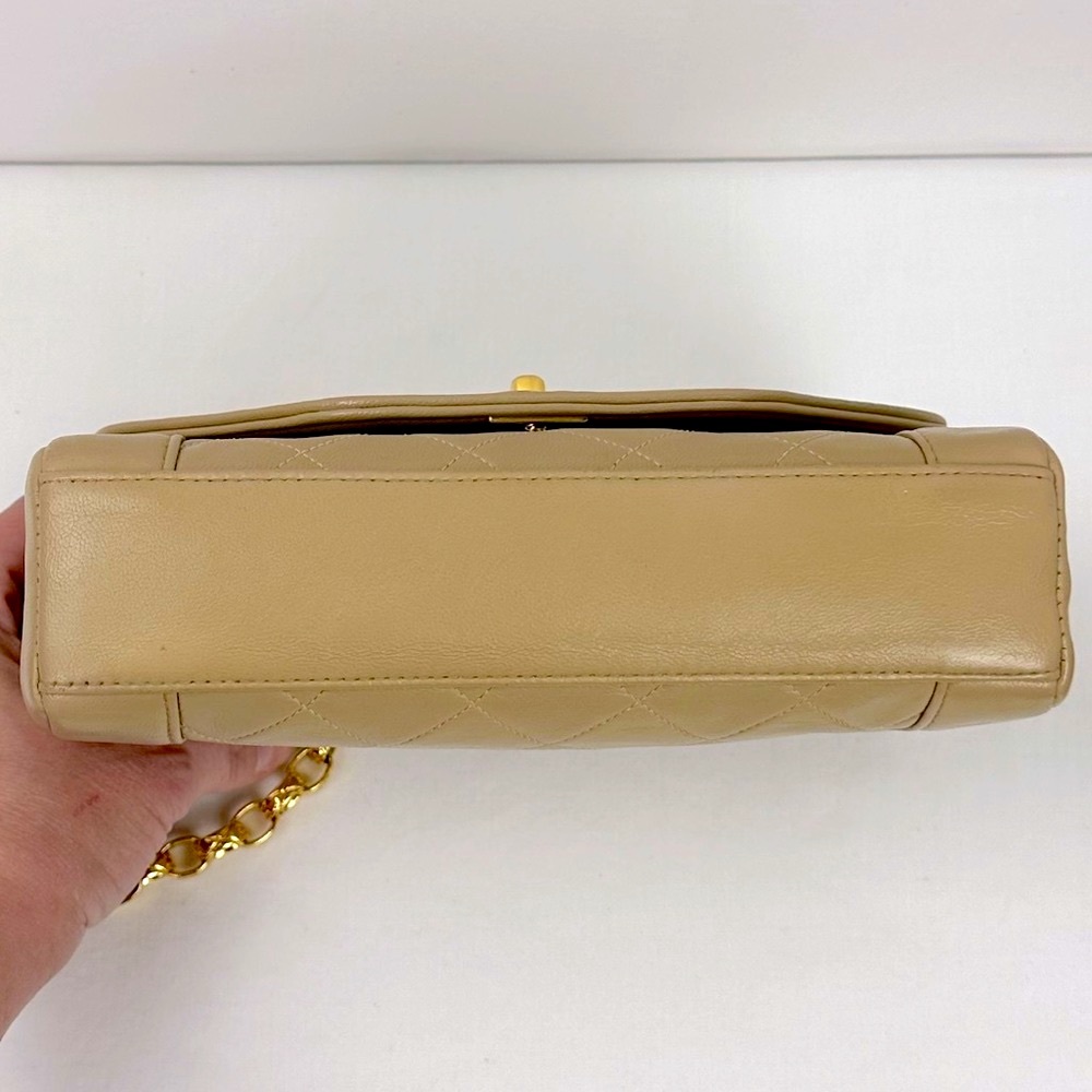 Chanel Diana Small Single Flap Beige Quilted Calf Leather Gold Plated Chain Bag - Picture 12 of 14